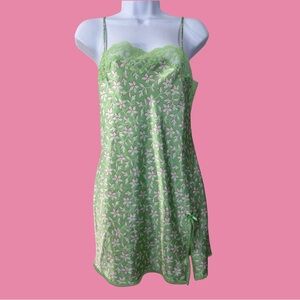 Vintage 2000s Victoria’s Secret Lace Trim Slip Dress Green